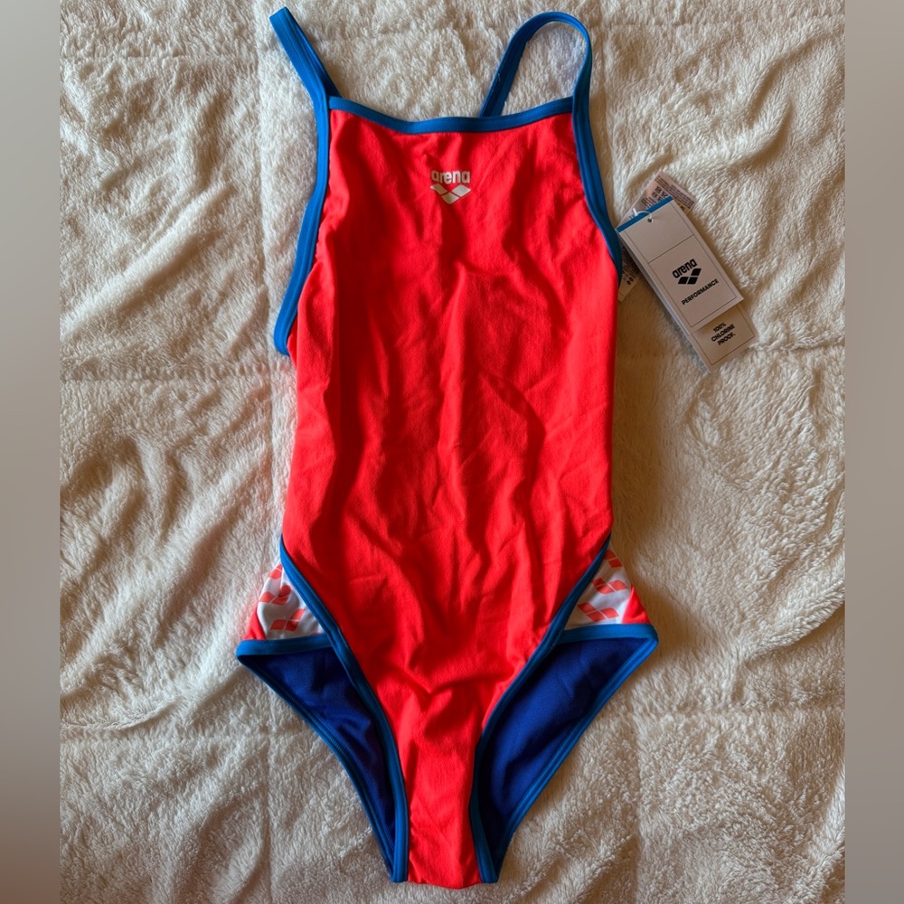 NWT Arena Women's Icons Solid Super Fly Back One Piece Swimsuit - Size 26